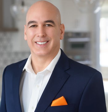 Portrait of Patrick Giannelli, Agent